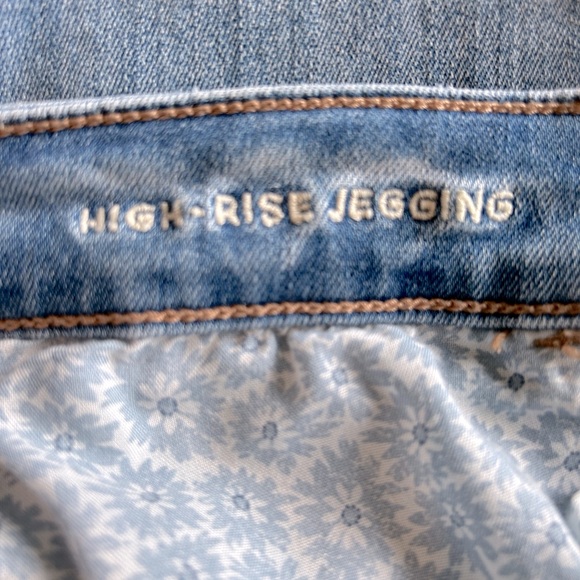 American Eagle Ne(x)t Level Stretch Jeggings - Picture 11 of 12